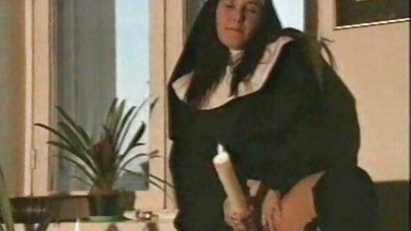 Prsata MILF Lauren Philips je jedna fleksibilna mama